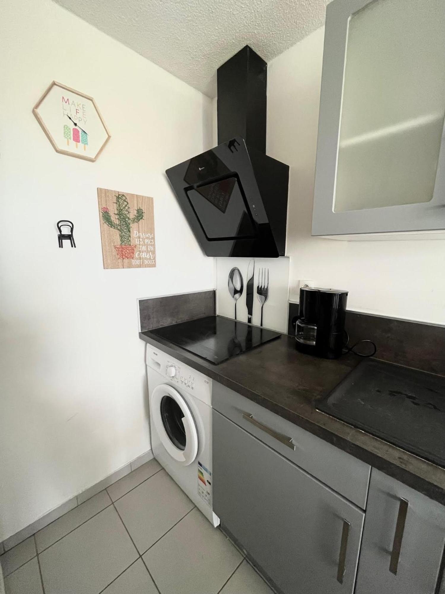 Appartement Devant La Mer + Parking Le Grau-du-Roi Exterior foto